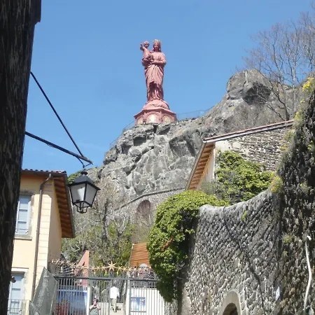 Le Petit St Jacques Le Puy-en-Velay